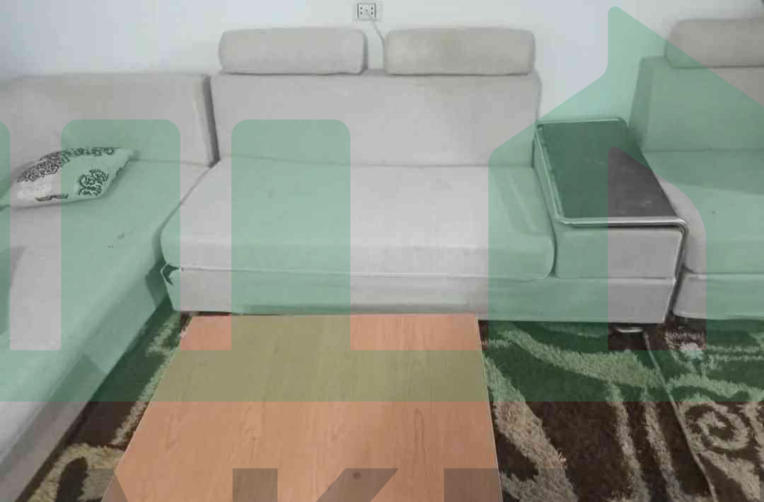 Second image of the ad