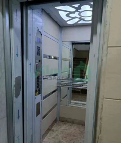 شقق   لايجار اليومي
في الهواري شقه 250م .   .