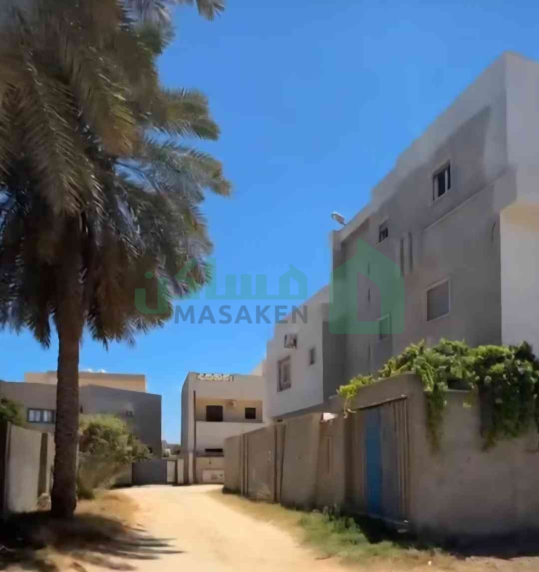 Second image of the ad