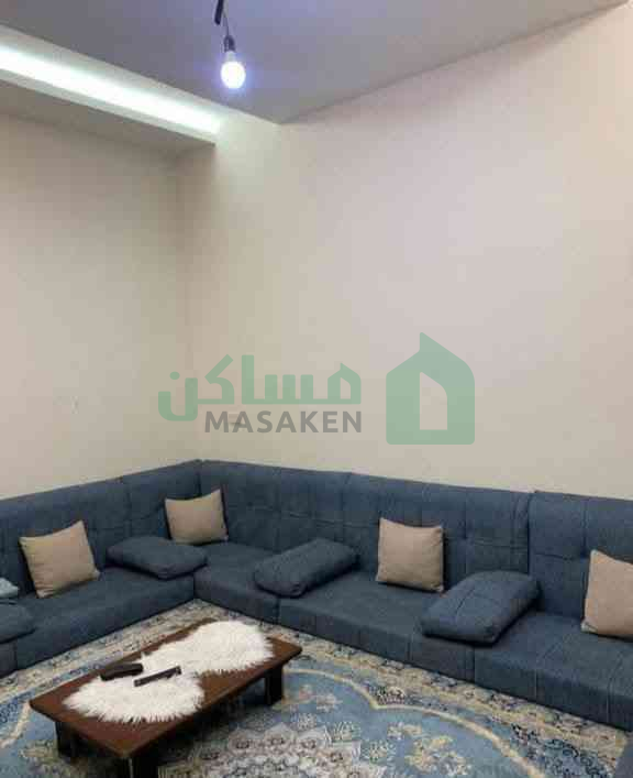 Third image of the ad