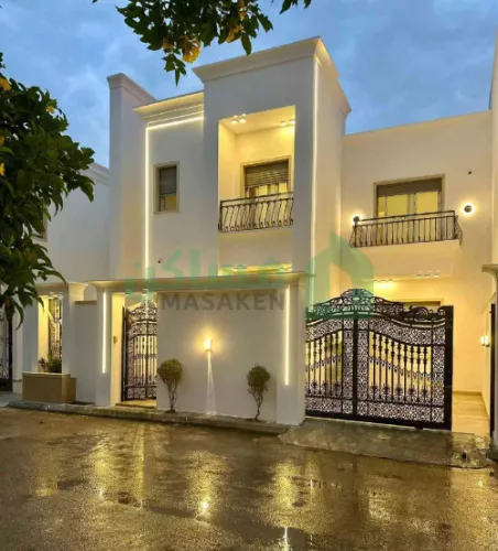 🏡فيلا من دورين خليجي راقية جاهزة للسكن الفوري ⭐️