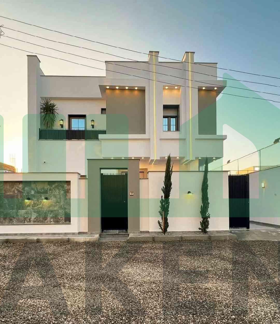 Second image of the ad