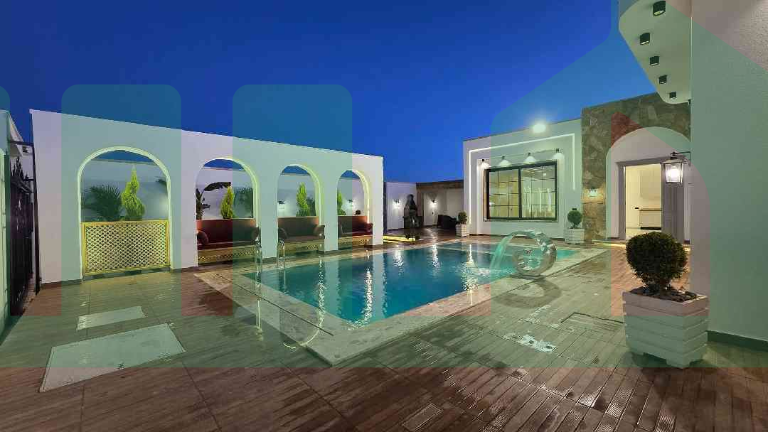 Second image of the ad