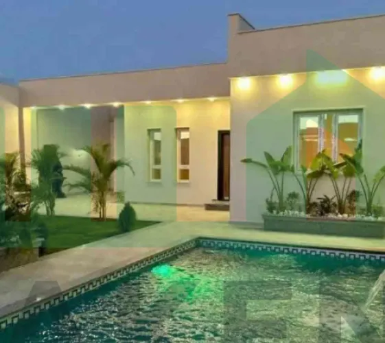 للبيع الموقع عين زاره الباعيش شارع الورد: