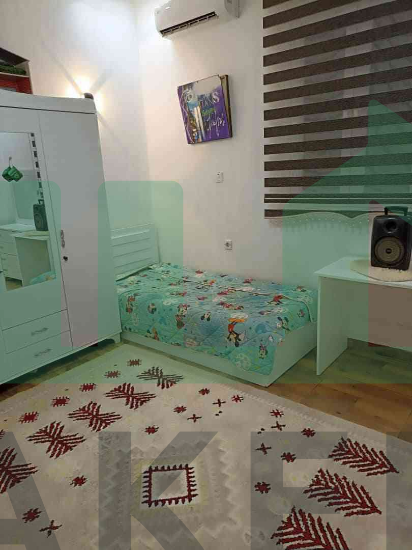 Second image of the ad