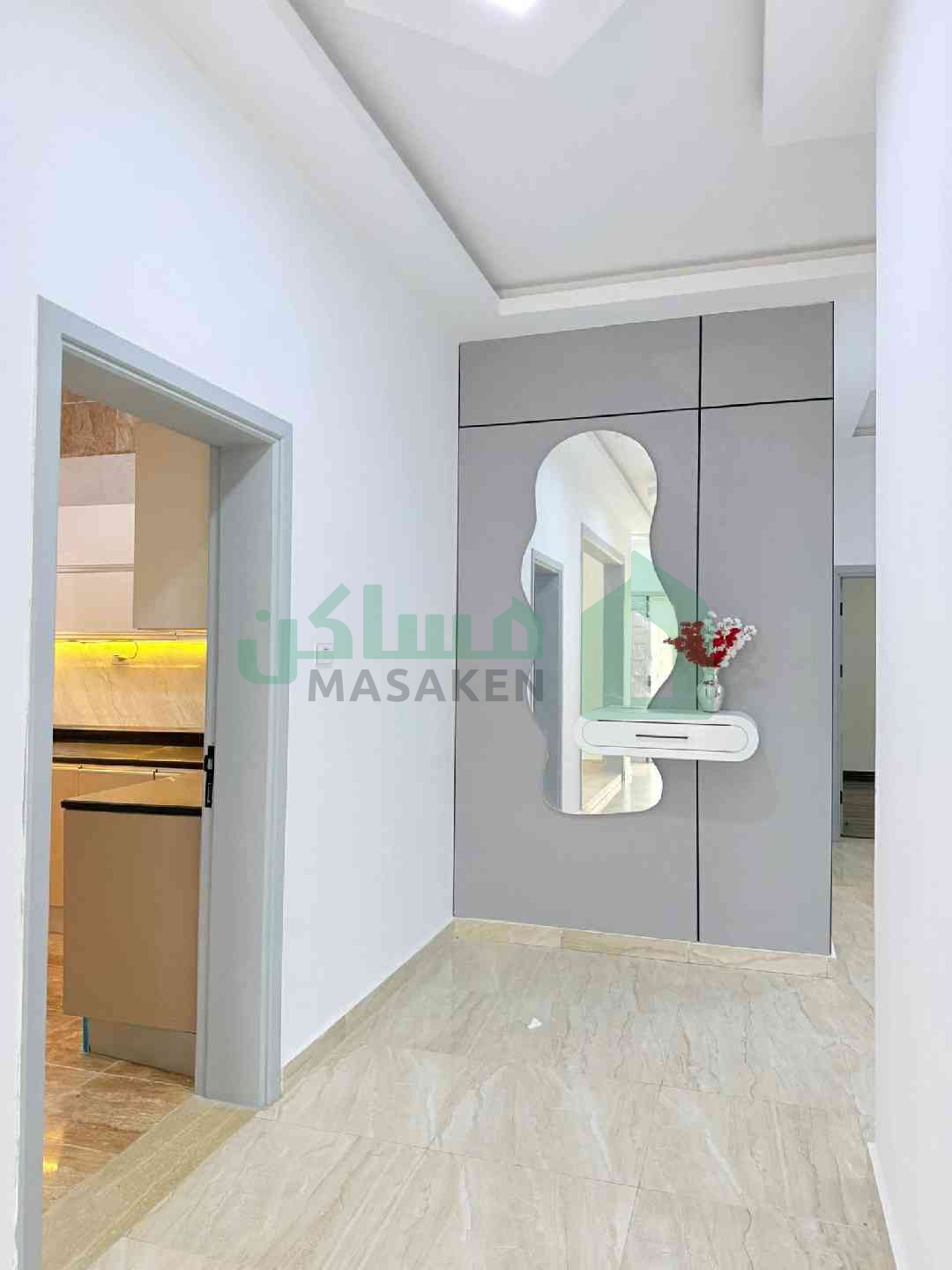 Third image of the ad