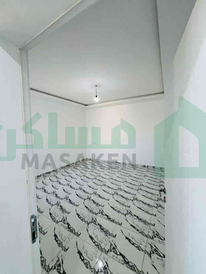 Second image of the ad