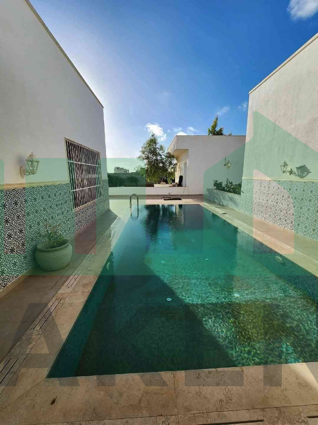 Second image of the ad