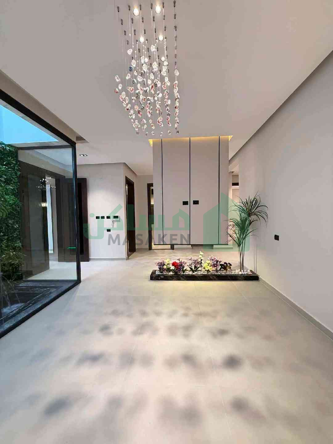Second image of the ad